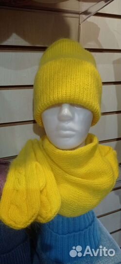 Вязаные комплекты