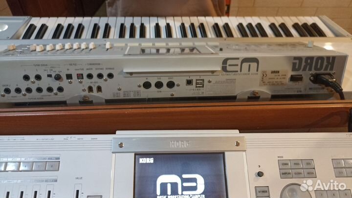 Рабочая станция korg M3-61