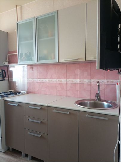 3-к. квартира, 64 м², 8/9 эт.