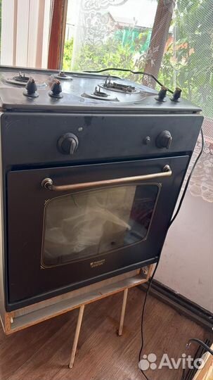 Газовый духовой шкаф и варочная поверхност ariston