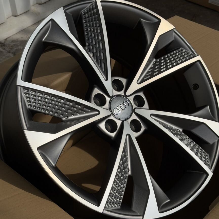 Литые диски Powcan 8.5×R19 5×112