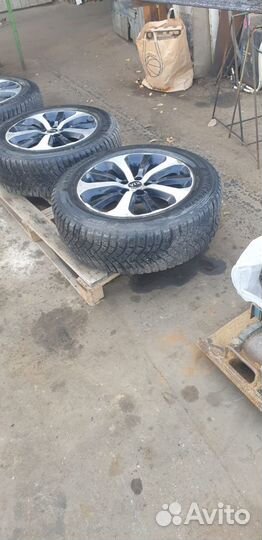 Michelin Agilis X-Ice North 225/60 R18 104H