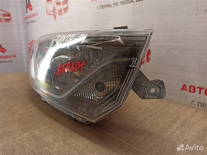 Фара правая LADA Granta 2018