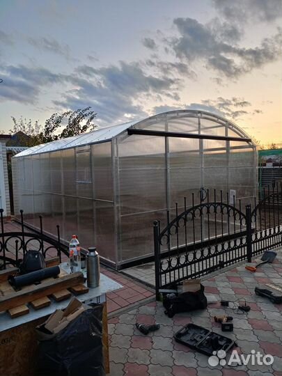 Сборщик теплиц