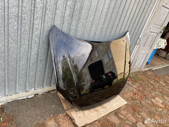 Капот Granta FL