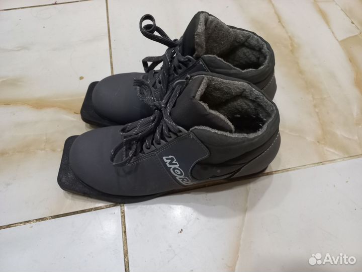 Лыжные ботинки nordik