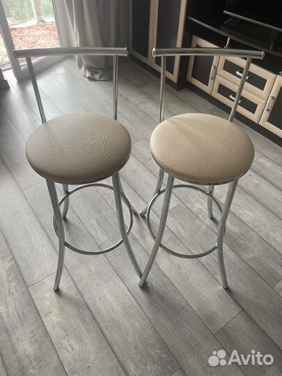 Стул барный