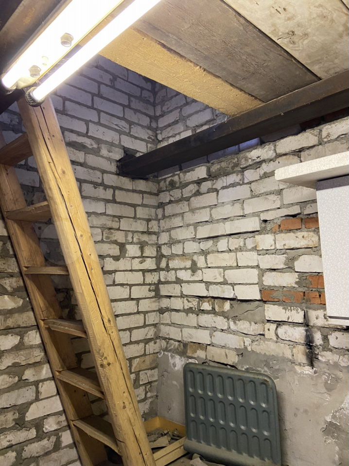 Гараж, > 30 м²