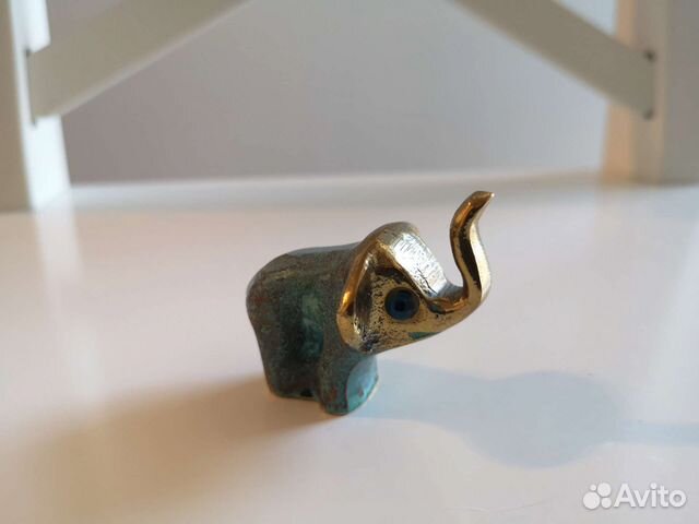 Слон маленький коллекционный из металла