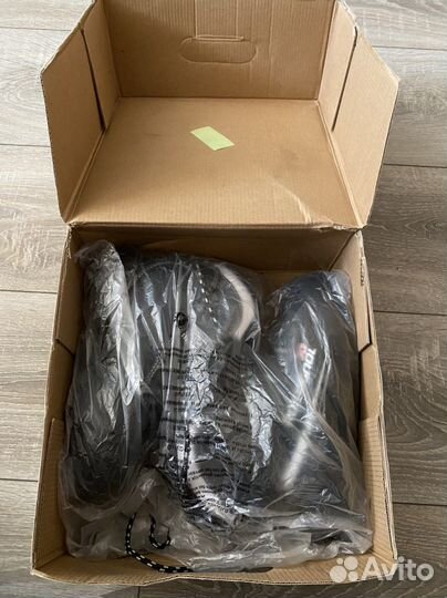 Лыжные ботинки детские 35 размер