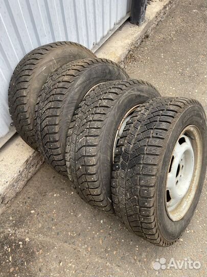 GT Radial Champiro BXT Pro 175/70 R13