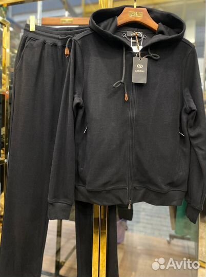 Спортивный костюм мужской darzini