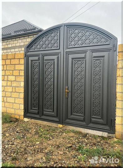 Кованые ворота под ключ