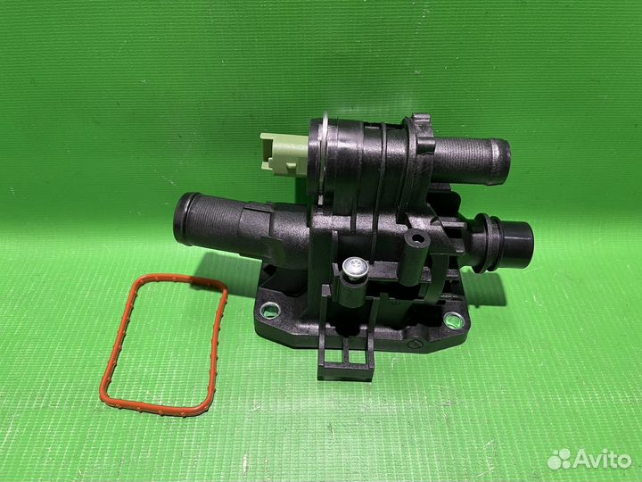 Корпус термостата Ford Focus 2 Mondeo Fusion