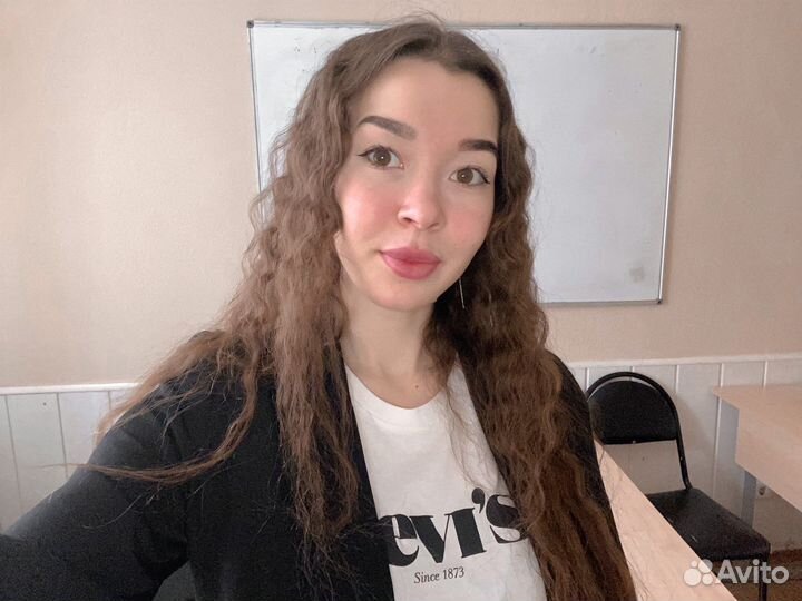 Преподаватель английского языка