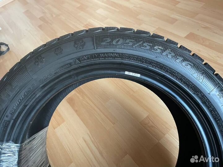 Landsail Winter Lander 205/55 R16 91H