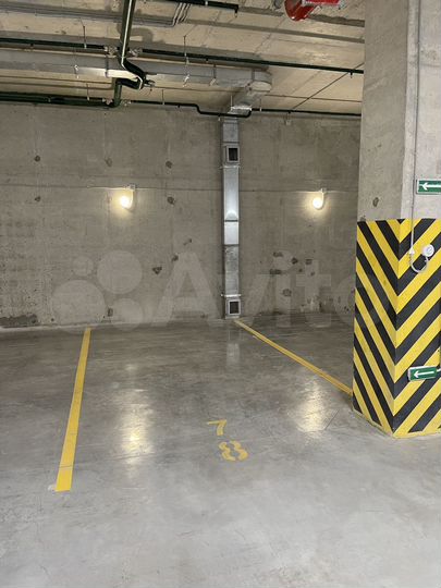 Машиноместо, 13 м²