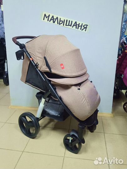 Прогулочная коляска на больших колесах