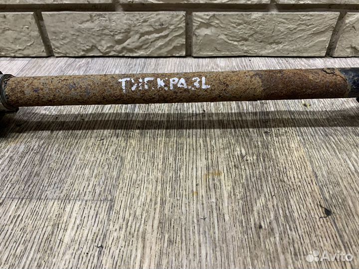 Volkswagen Tiguan Привод (полуось) задний Левый