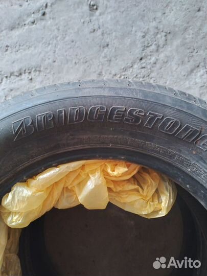 Bridgestone Blizzak Revo1 225/65 R17 23K