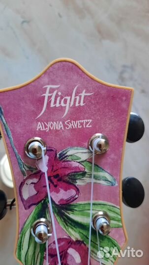 Гитара укулеле новая