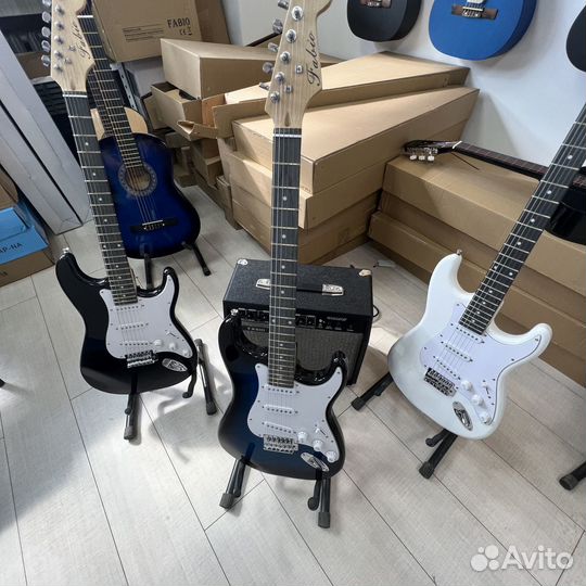 Электрогитары, бас гитары