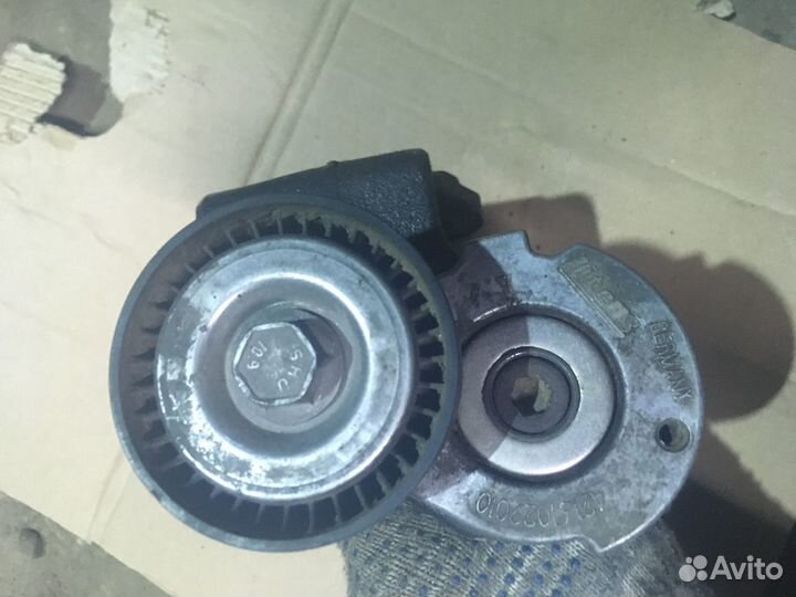 Генератор 14V 100А Газель-Бизнес Евро-3 умз-4216