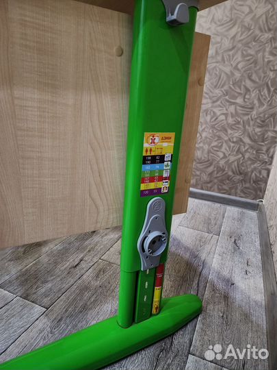 Растущая парта и стул дэми