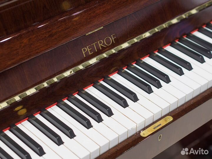 Пианино Petrof Higher P 125 F1 (BU) красное дерев