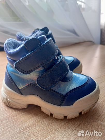 Ботинки демисезонные для девочки 22-23 размер