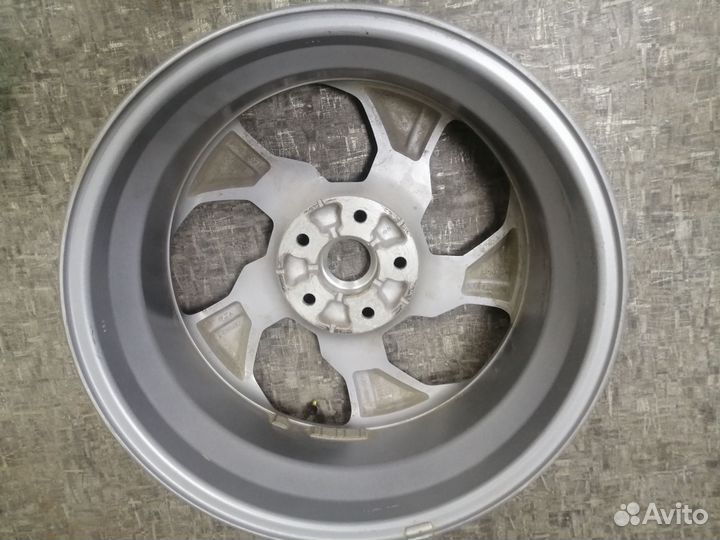 Диск 1шт Hyundai Tucson R17 49858