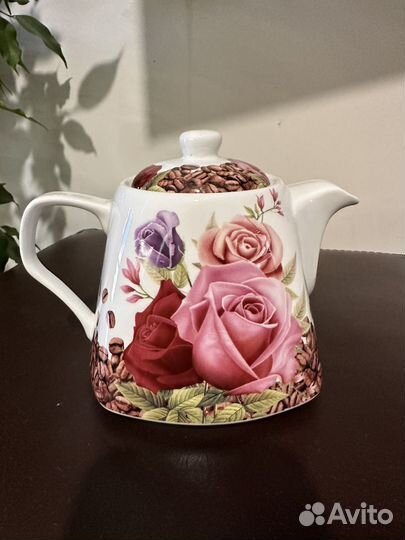 Чайничек, картофеледавилка, формы для льда