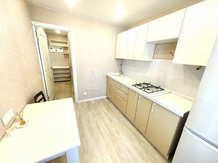 2-к. квартира, 48 м², 9/9 эт.