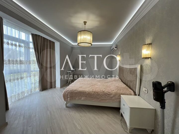 3-к. квартира, 80 м², 6/18 эт.