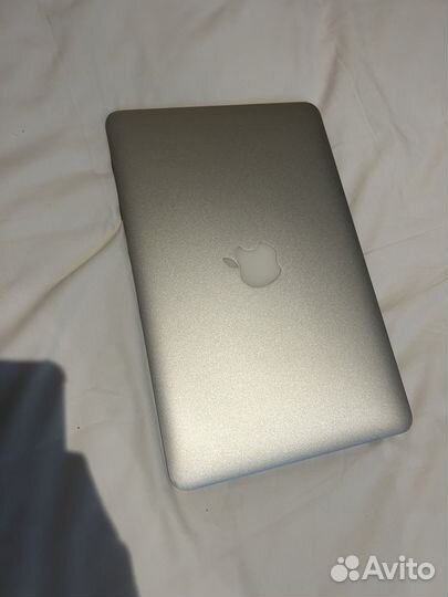 Apple MacBook Air 11