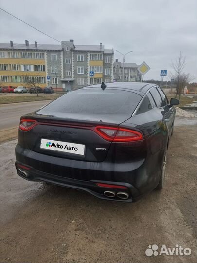 Kia Stinger 2.0 AT, 2018, 243 523 км