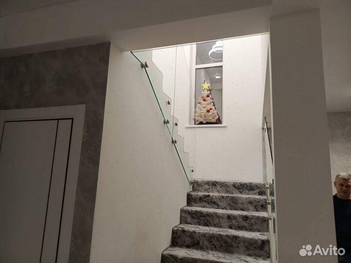 Стеклянные ограждения для балконов