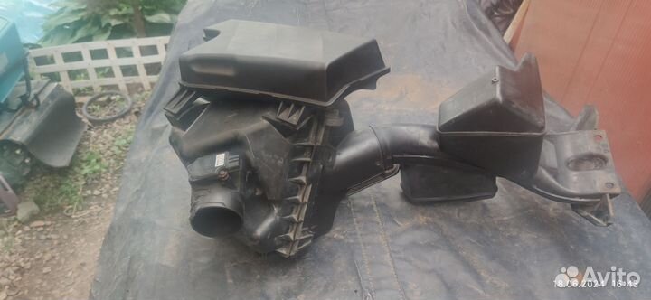 Корпус воздушного фильтра в сборе с датчиком дмрв