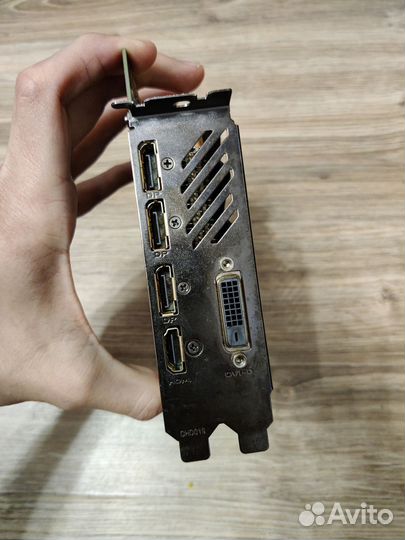 Видеокарта GeForce 1080