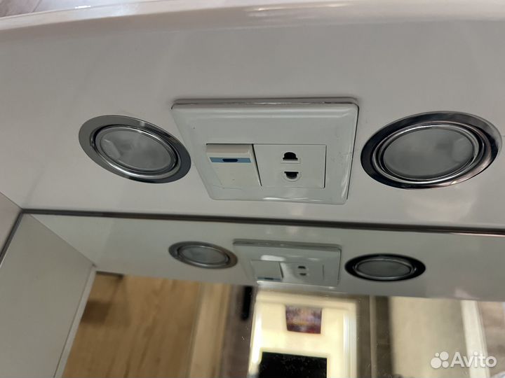 Зеркало шкаф в ванную