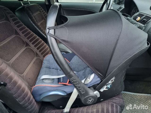 Автокресло Maxi Cosi Cabrio fix под isofix