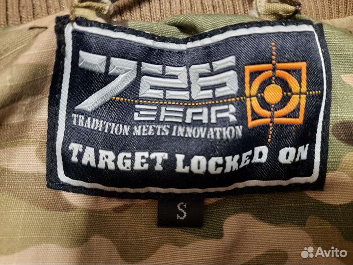 Куртка бомбер