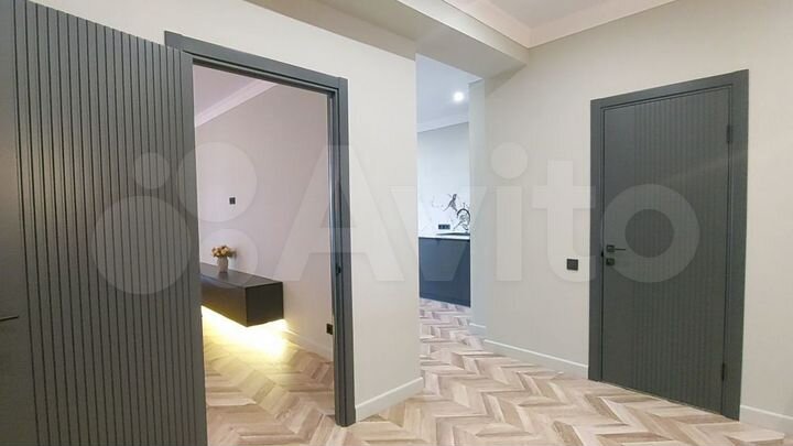 2-к. квартира, 73,3 м², 7/10 эт.