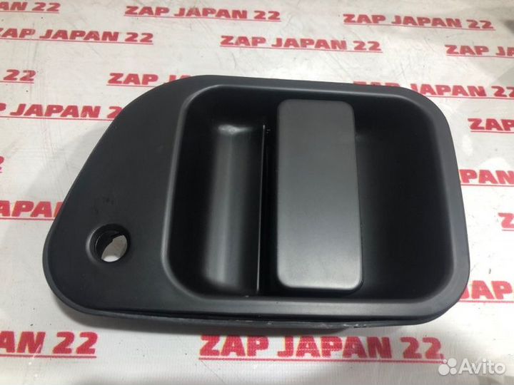 Ручка сдвижной двери задняя левая Mitsubishi