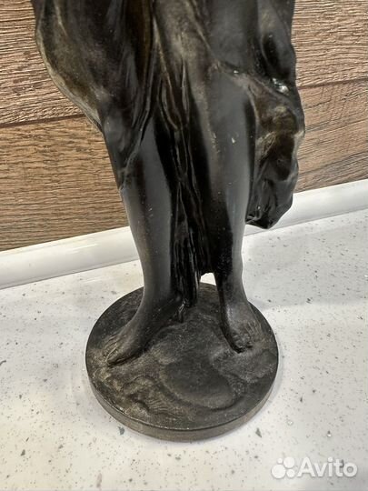 Статуэтка старинная