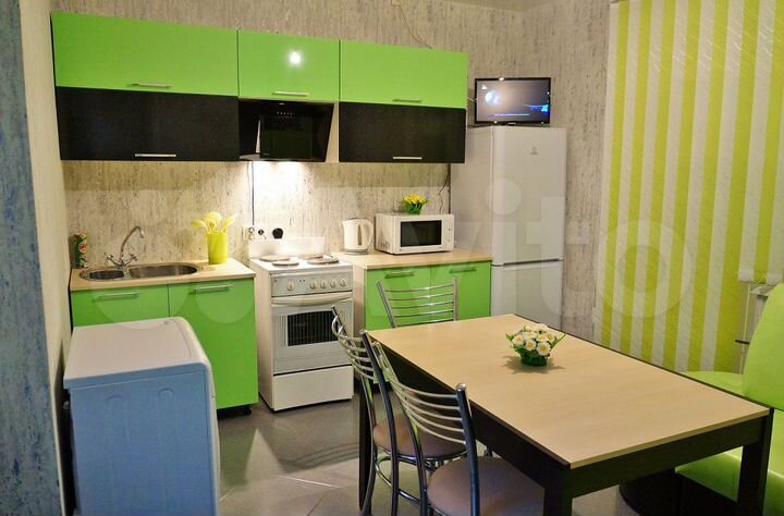 2-к. квартира, 65 м², 3/10 эт.