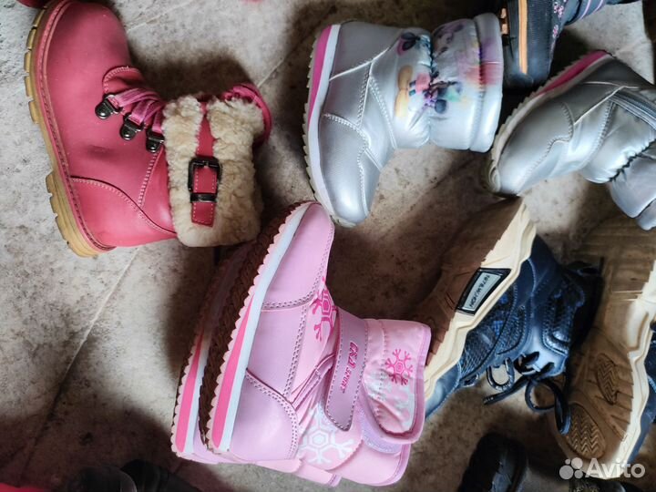 Детские вещи и обувь