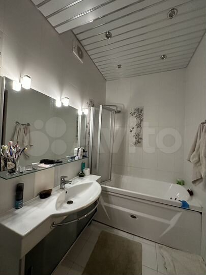 4-к. квартира, 133,6 м², 5/7 эт.