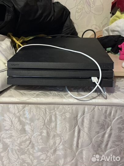 Sony playstation 4 pro 1tb