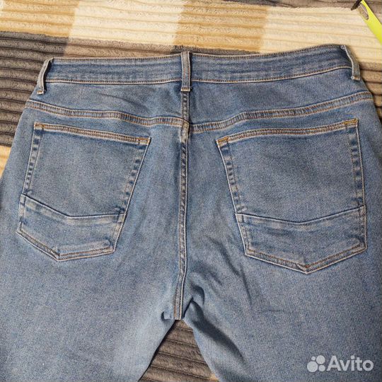 Джинсы мужские